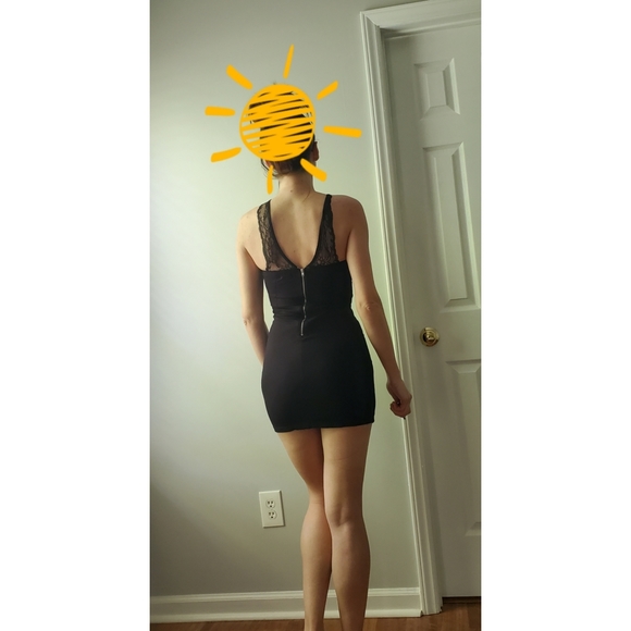 Guess bodycon black dress XS - Picture 2 of 4